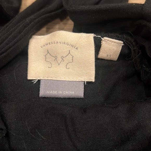 Black flowy Virginia Vanessa tank - Picture 2 of 3